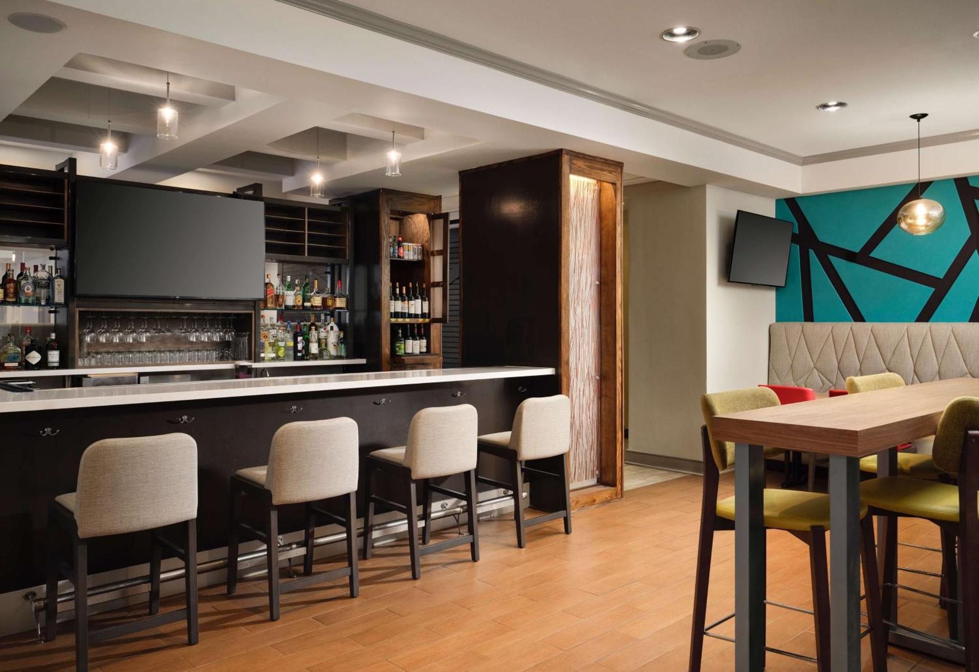 Hilton Garden Inn Boston-Burlington Bagian luar foto